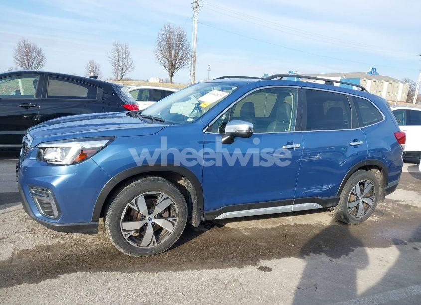 Photo 14 of 2019 Subaru Forester TOURING (VIN JF2SKAWC5KH462621)