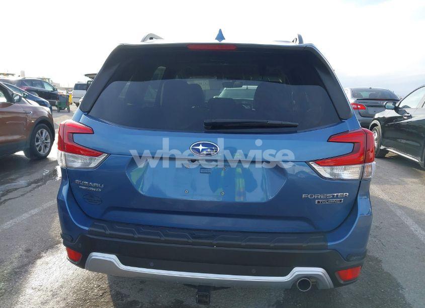 Photo 16 of 2019 Subaru Forester TOURING (VIN JF2SKAWC5KH462621)