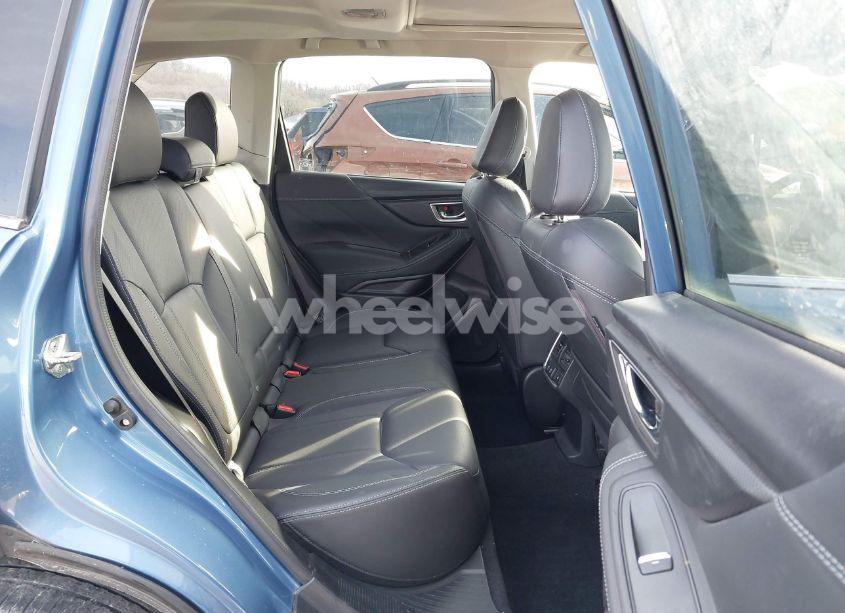 Photo 8 of 2019 Subaru Forester TOURING (VIN JF2SKAWC5KH462621)