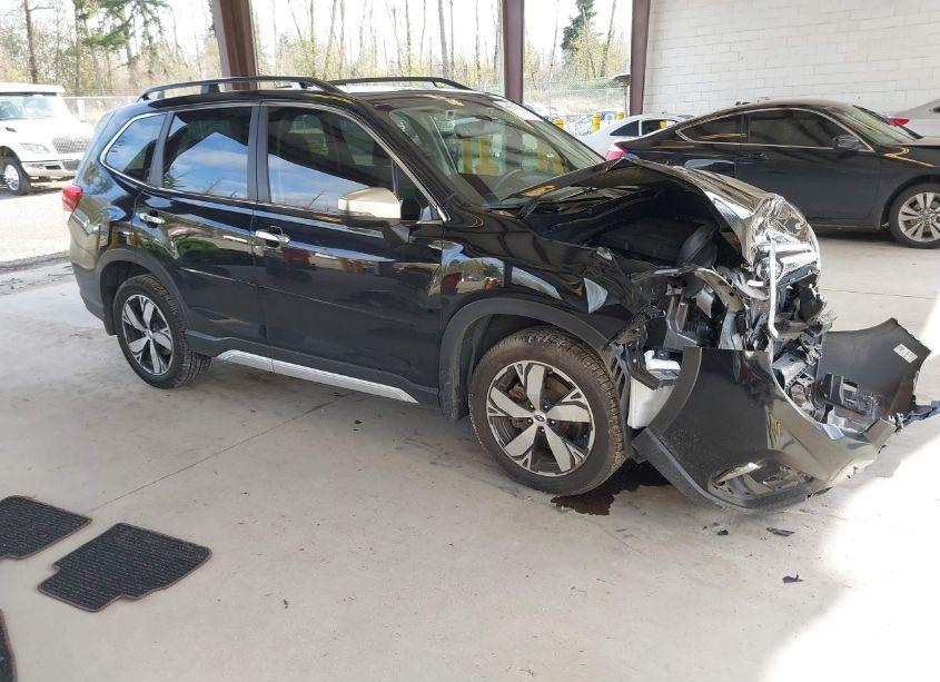 2019 Subaru Forester TOURING (VIN JF2SKAWC7KH409404) main photo