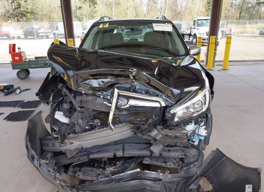 Photo 13 of 2019 Subaru Forester TOURING (VIN JF2SKAWC7KH409404)