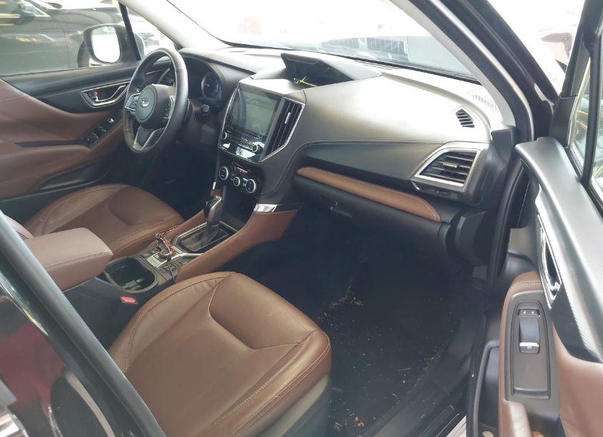 Photo 5 of 2019 Subaru Forester TOURING (VIN JF2SKAWC7KH409404)