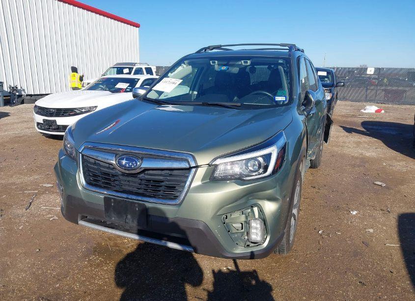 Photo 2 of 2019 Subaru Forester TOURING (VIN JF2SKAWC9KH476148)