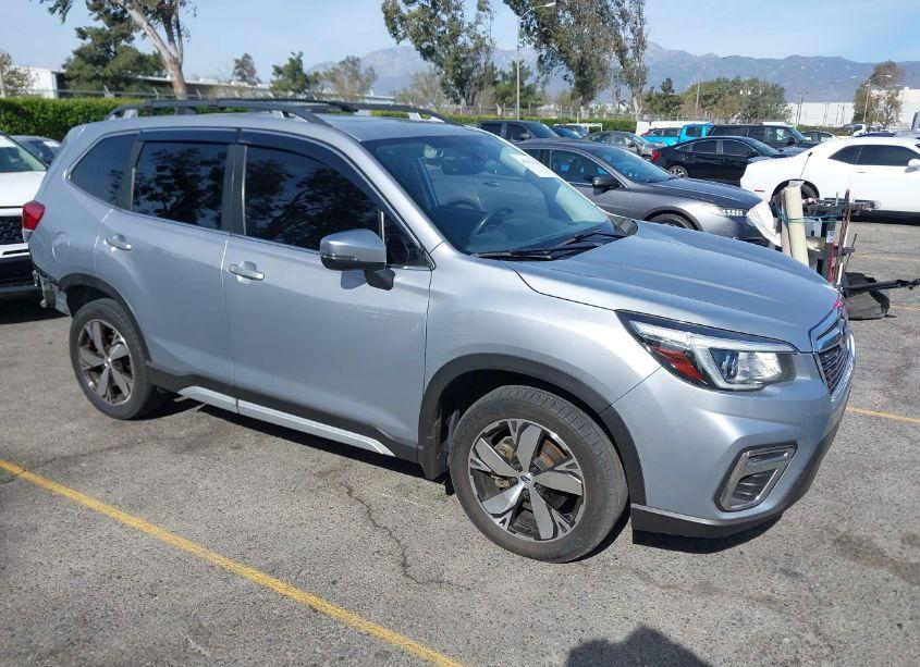 2020 Subaru Forester TOURING (VIN JF2SKAXC0LH481240) main photo