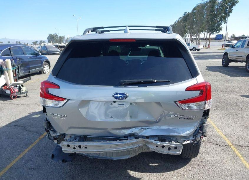 Photo 16 of 2020 Subaru Forester TOURING (VIN JF2SKAXC0LH481240)