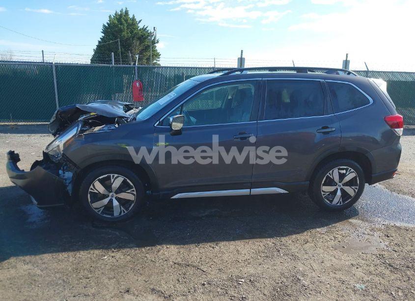 Photo 14 of 2020 Subaru Forester TOURING (VIN JF2SKAXC0LH601036)