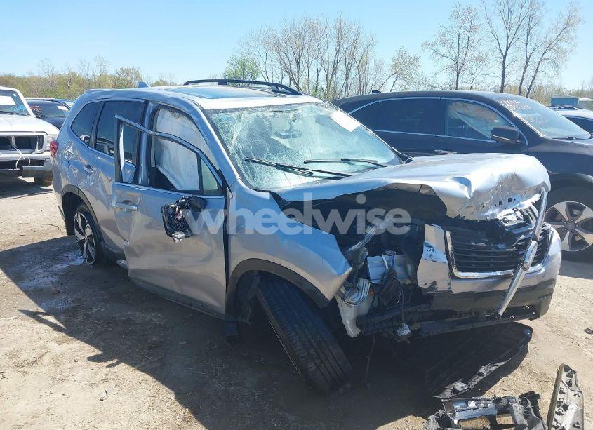 2021 Subaru Forester TOURING (VIN JF2SKAXC0MH447252) main photo