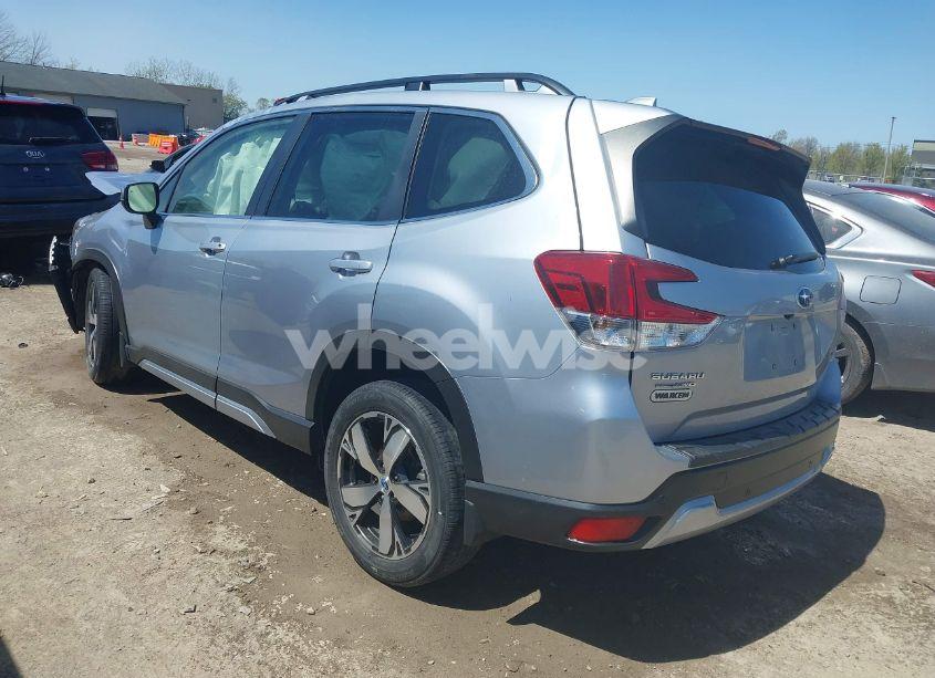 Photo 3 of 2021 Subaru Forester TOURING (VIN JF2SKAXC0MH447252)