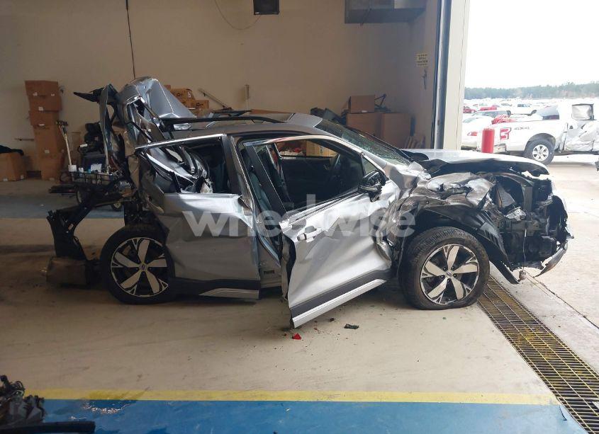 Photo 12 of 2021 Subaru Forester TOURING (VIN JF2SKAXC1MH504865)