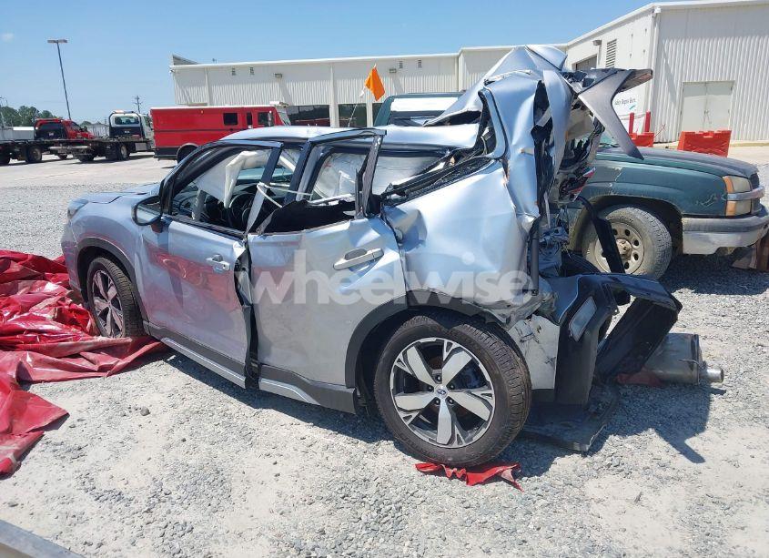 Photo 3 of 2021 Subaru Forester TOURING (VIN JF2SKAXC1MH504865)