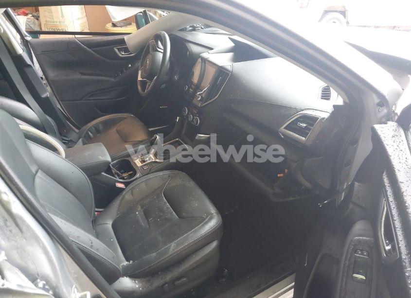 Photo 5 of 2021 Subaru Forester TOURING (VIN JF2SKAXC1MH504865)