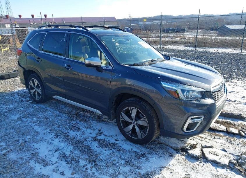 2020 Subaru Forester TOURING (VIN JF2SKAXC3LH434543) main photo