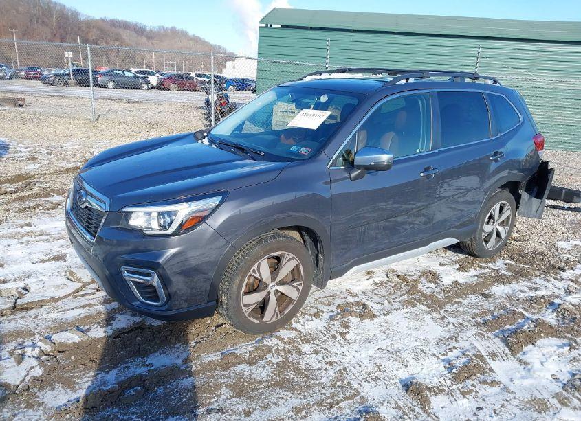 Photo 2 of 2020 Subaru Forester TOURING (VIN JF2SKAXC3LH434543)