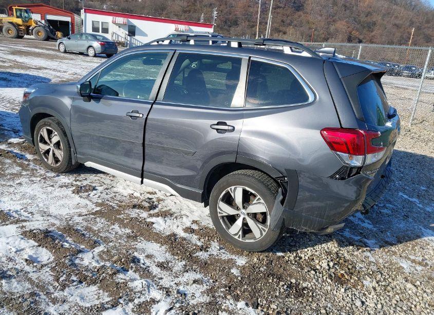 Photo 3 of 2020 Subaru Forester TOURING (VIN JF2SKAXC3LH434543)