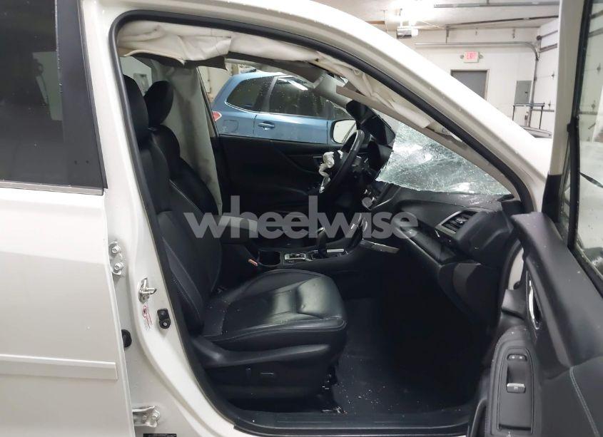 Photo 5 of 2020 Subaru Forester TOURING (VIN JF2SKAXC3LH476694)