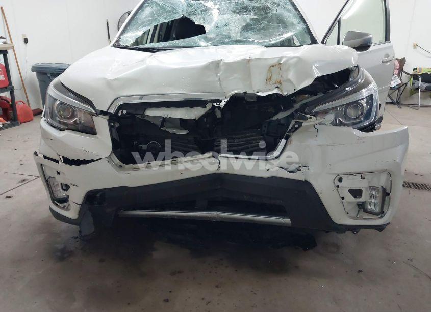 Photo 6 of 2020 Subaru Forester TOURING (VIN JF2SKAXC3LH476694)