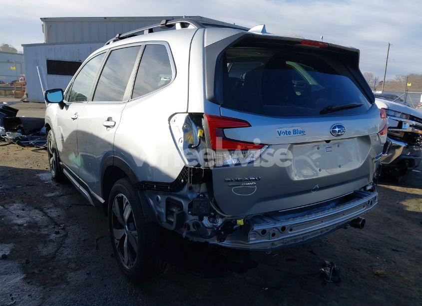 Photo 3 of 2021 Subaru Forester TOURING (VIN JF2SKAXC3MH418540)