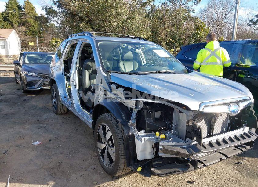 Photo 6 of 2021 Subaru Forester TOURING (VIN JF2SKAXC3MH418540)