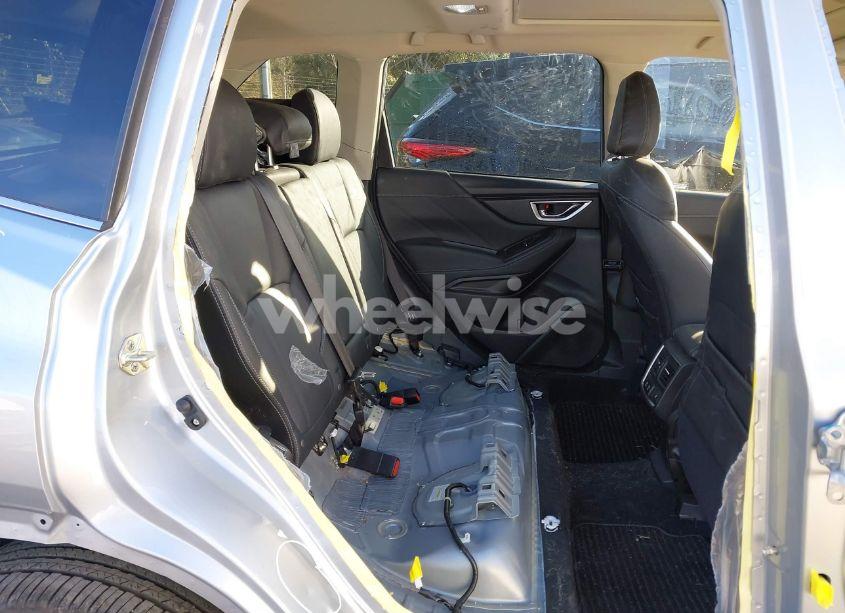 Photo 8 of 2021 Subaru Forester TOURING (VIN JF2SKAXC3MH418540)