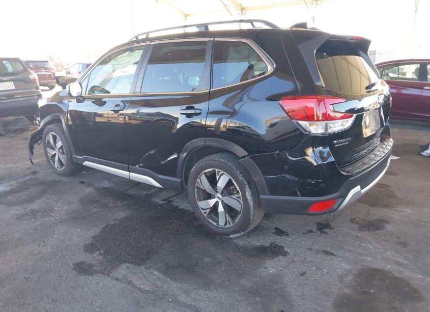 Photo 3 of 2020 Subaru Forester TOURING (VIN JF2SKAXC4LH590820)