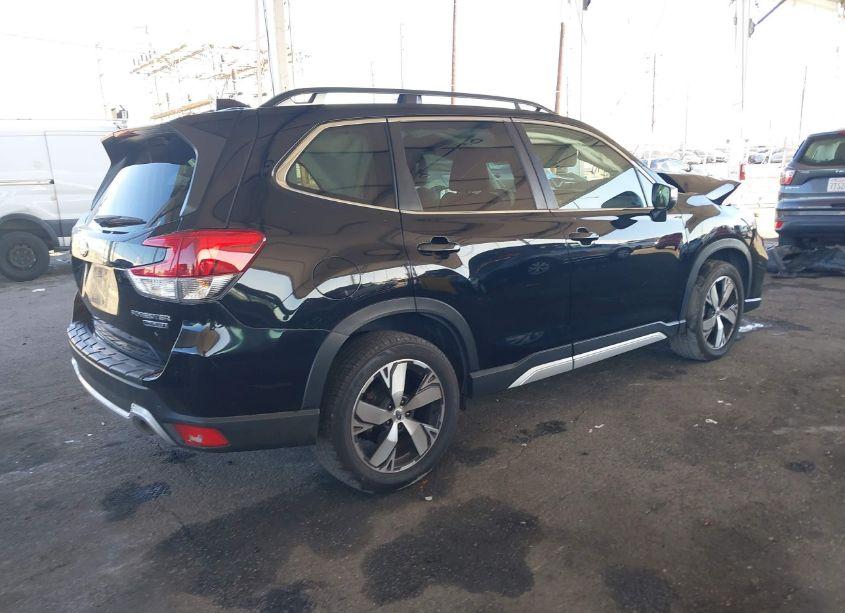 Photo 4 of 2020 Subaru Forester TOURING (VIN JF2SKAXC4LH590820)