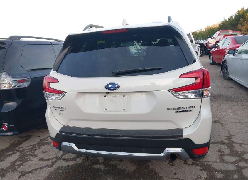 Photo 16 of 2021 Subaru Forester TOURING (VIN JF2SKAXC4MH402783)