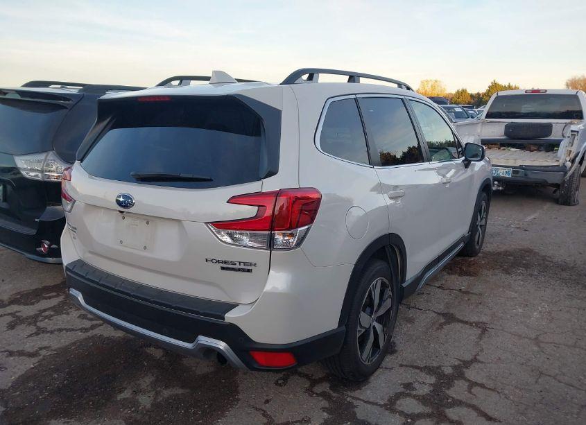 Photo 4 of 2021 Subaru Forester TOURING (VIN JF2SKAXC4MH402783)