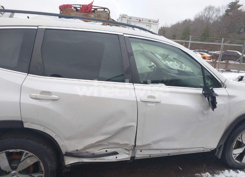 Photo 14 of 2021 Subaru Forester TOURING (VIN JF2SKAXC4MH423438)