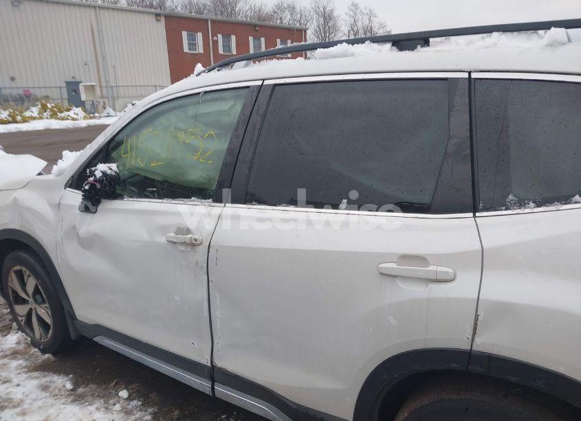 Photo 15 of 2021 Subaru Forester TOURING (VIN JF2SKAXC4MH423438)