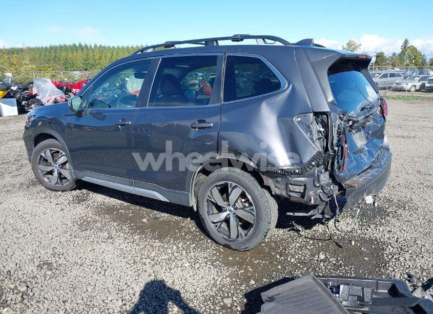 Photo 3 of 2021 Subaru Forester TOURING (VIN JF2SKAXC4MH581746)