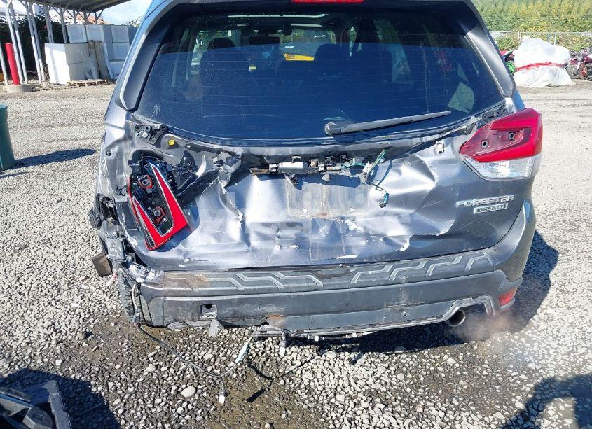 Photo 6 of 2021 Subaru Forester TOURING (VIN JF2SKAXC4MH581746)