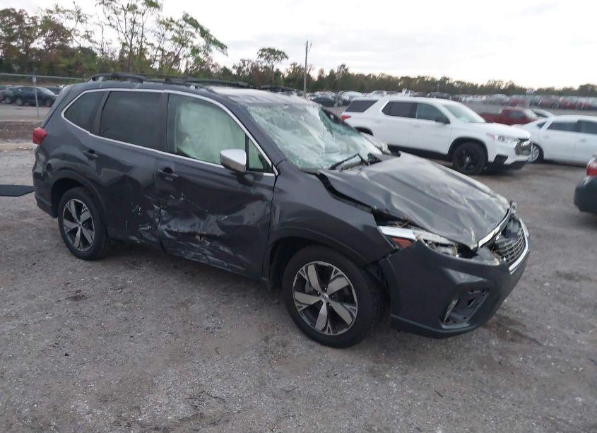 2020 Subaru Forester TOURING (VIN JF2SKAXC5LH451988) main photo