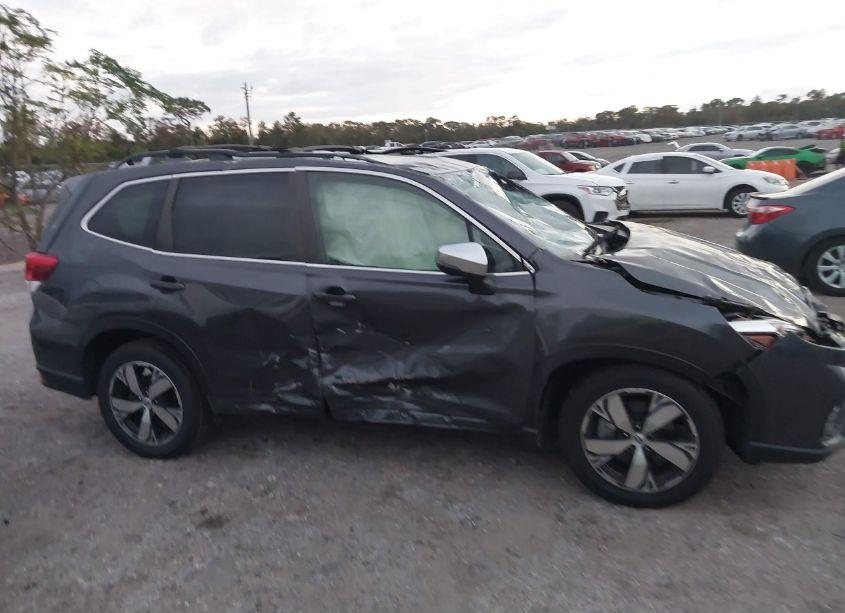 Photo 13 of 2020 Subaru Forester TOURING (VIN JF2SKAXC5LH451988)