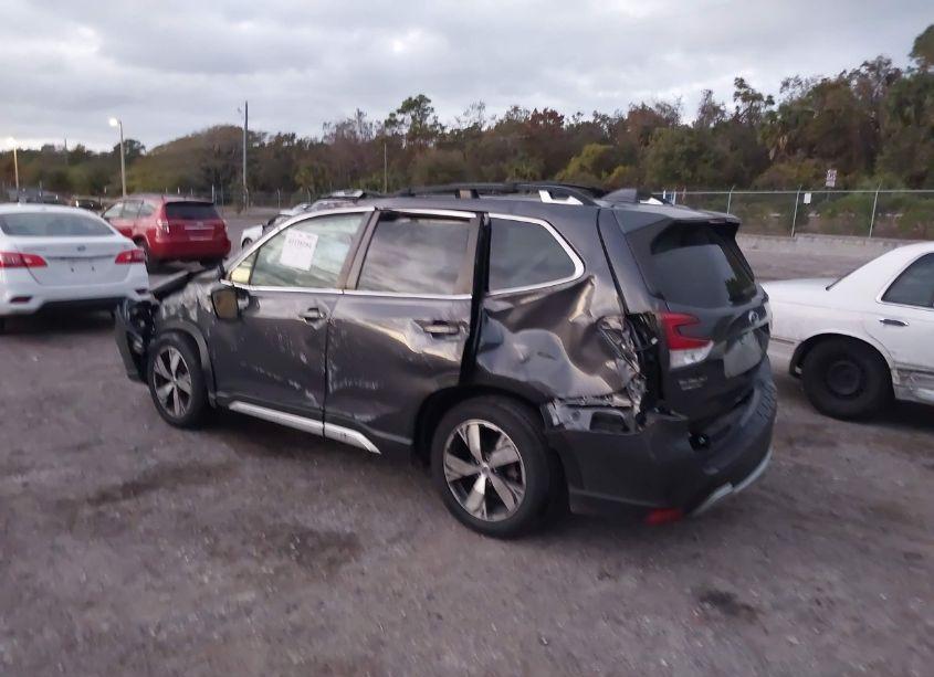 Photo 3 of 2020 Subaru Forester TOURING (VIN JF2SKAXC5LH451988)