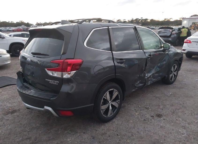 Photo 4 of 2020 Subaru Forester TOURING (VIN JF2SKAXC5LH451988)