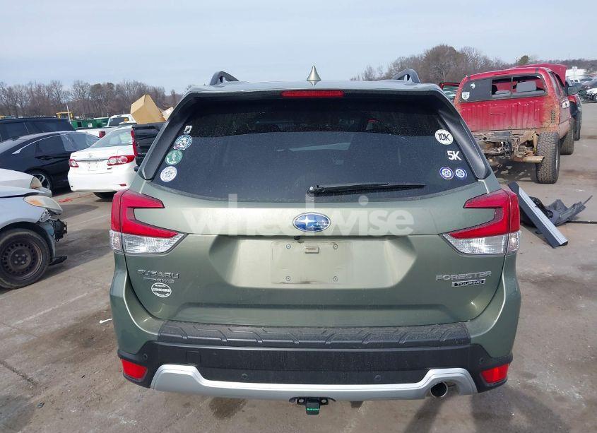 Photo 17 of 2020 Subaru Forester TOURING (VIN JF2SKAXC5LH609407)