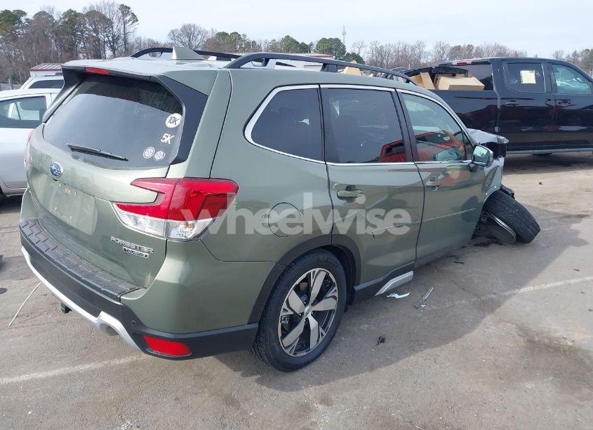 Photo 4 of 2020 Subaru Forester TOURING (VIN JF2SKAXC5LH609407)