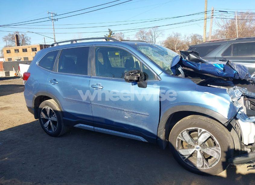 Photo 12 of 2021 Subaru Forester TOURING (VIN JF2SKAXC6MH488551)