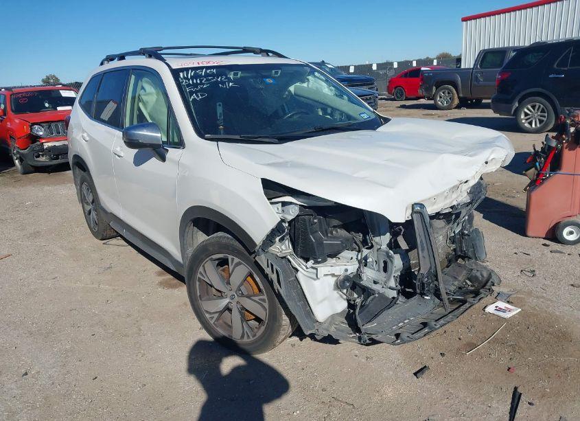 2021 Subaru Forester TOURING (VIN JF2SKAXC6MH511357) main photo