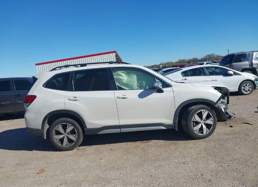 Photo 12 of 2021 Subaru Forester TOURING (VIN JF2SKAXC6MH511357)