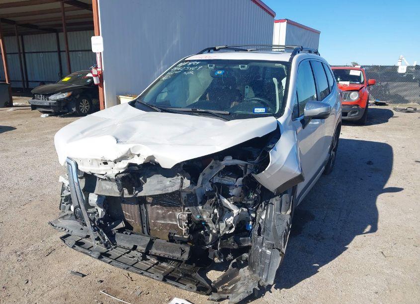 Photo 2 of 2021 Subaru Forester TOURING (VIN JF2SKAXC6MH511357)