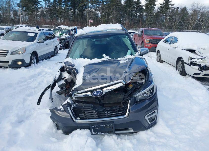 Photo 11 of 2020 Subaru Forester TOURING (VIN JF2SKAXC7LH597177)