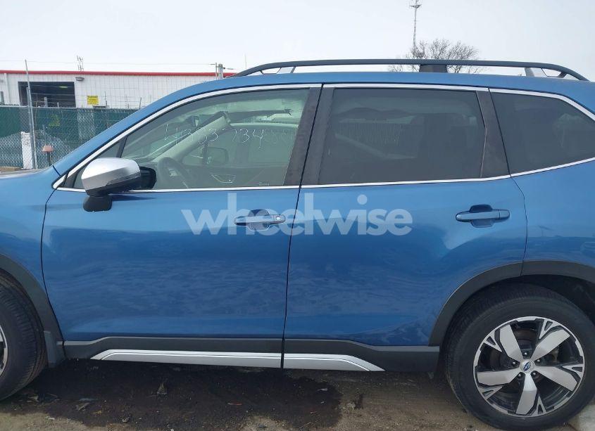 Photo 14 of 2020 Subaru Forester TOURING (VIN JF2SKAXC8LH404423)