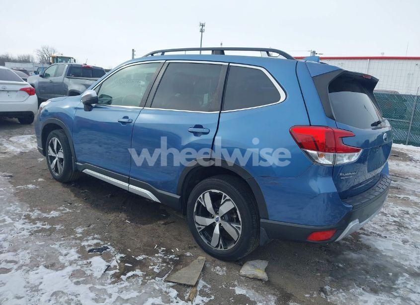 Photo 3 of 2020 Subaru Forester TOURING (VIN JF2SKAXC8LH404423)