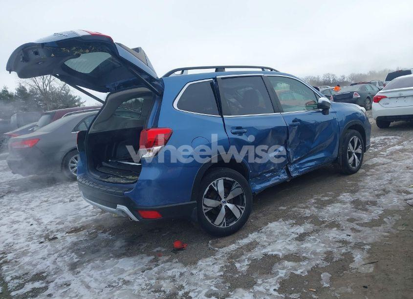 Photo 4 of 2020 Subaru Forester TOURING (VIN JF2SKAXC8LH404423)