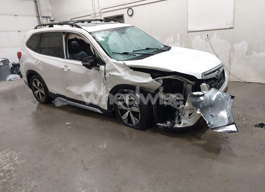 2021 Subaru Forester TOURING (VIN JF2SKAXC8MH408697) main photo