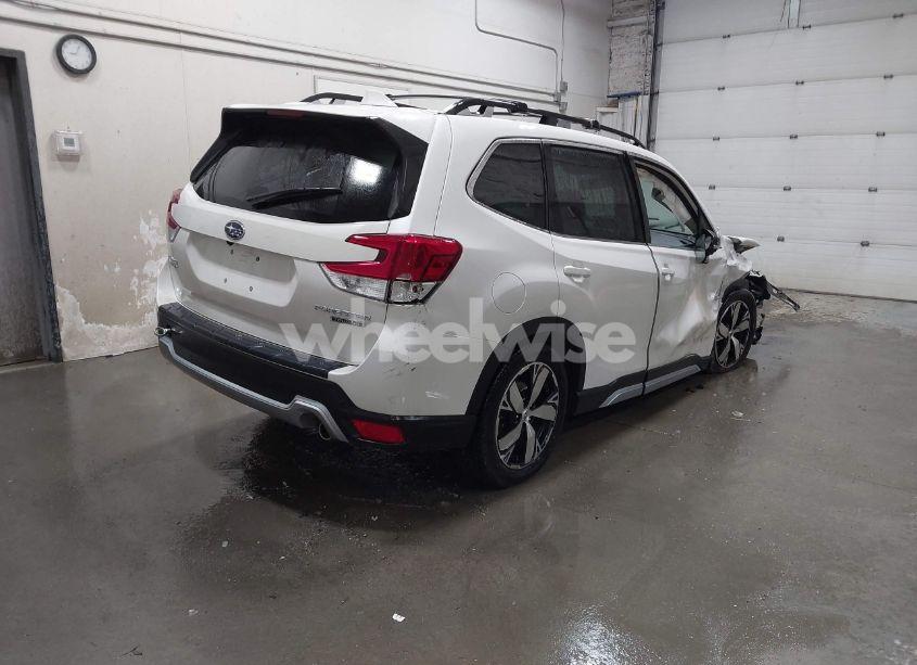 Photo 4 of 2021 Subaru Forester TOURING (VIN JF2SKAXC8MH408697)