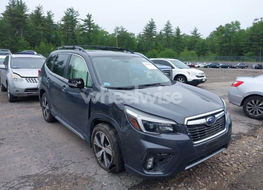 2021 Subaru Forester TOURING (VIN JF2SKAXC8MH477969) main photo