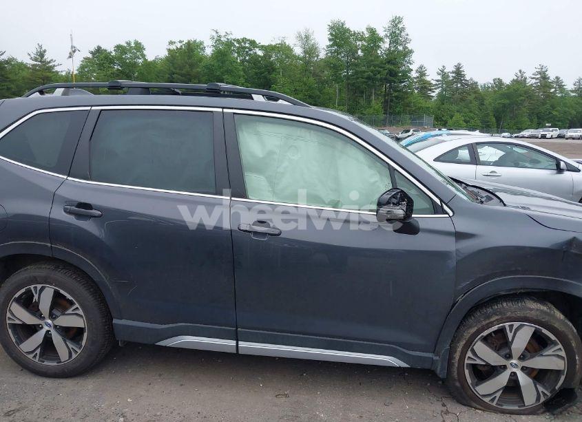 Photo 14 of 2021 Subaru Forester TOURING (VIN JF2SKAXC8MH477969)