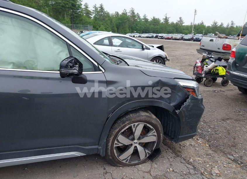 Photo 6 of 2021 Subaru Forester TOURING (VIN JF2SKAXC8MH477969)